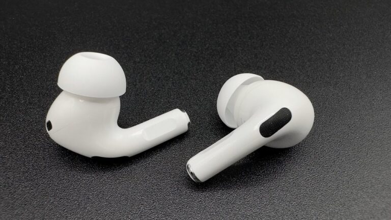 62437-129444-61471-126995-000-lede-AirPods-Pro-2-xl-xl.jpg